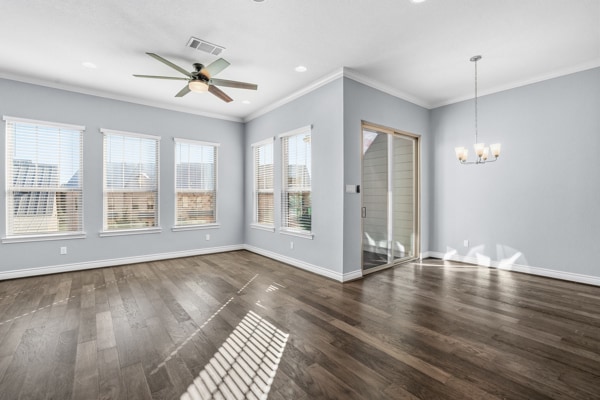 Building Photo - 1217 Highknoll Ln