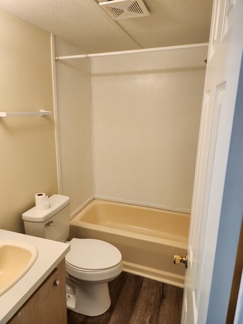 Building Photo - 1221 Nodding Oak Ct