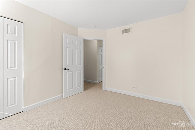 Building Photo - 2611 Wingate Ct