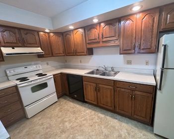 Building Photo - 509 Oak Glen Dr