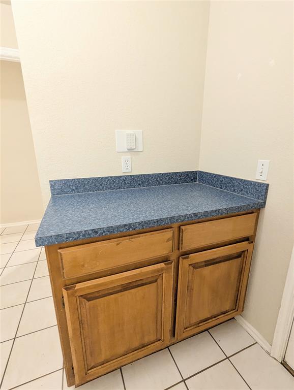 Building Photo - 2604 Southern Hills Dr