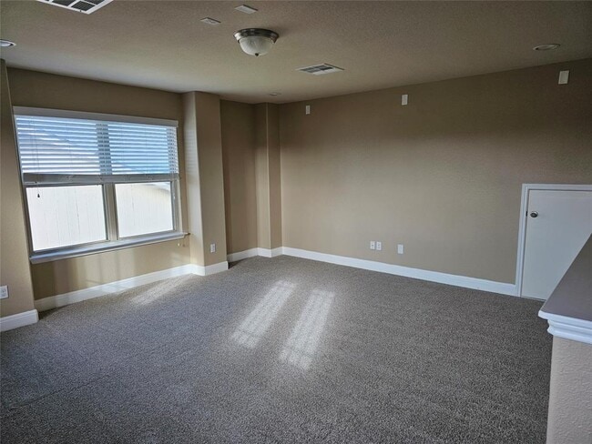 Building Photo - 413 Drystone Trail
