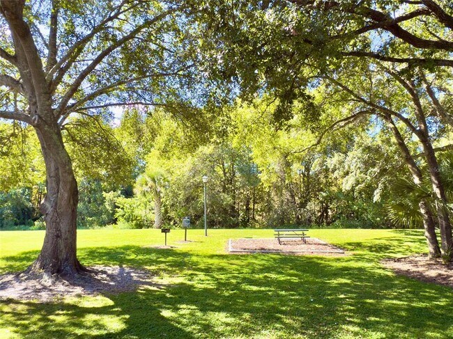 Building Photo - 3846 Bay Club Cir