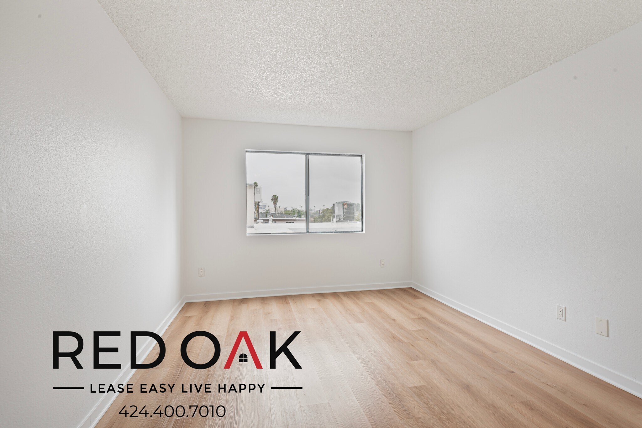 Building Photo - 11817 Victory Blvd