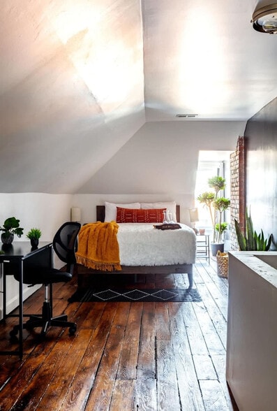 Building Photo - 575 1/2 City Park Avenue-SI ID1265608P