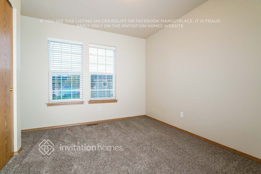 Building Photo - 306 Deeded St