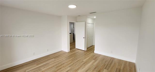 Building Photo - 7355 Woodmont Terrace