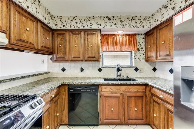 Building Photo - 3217 Laurel Oaks Ct