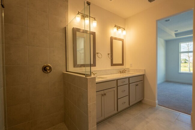 Building Photo - 9814 Bucklow Hill Dr