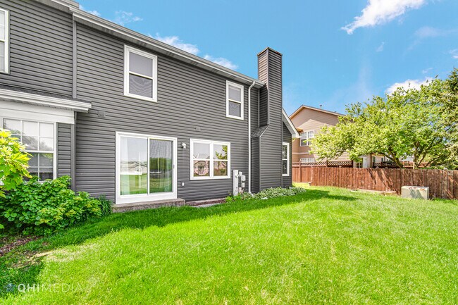Building Photo - 532 Heritage Dr