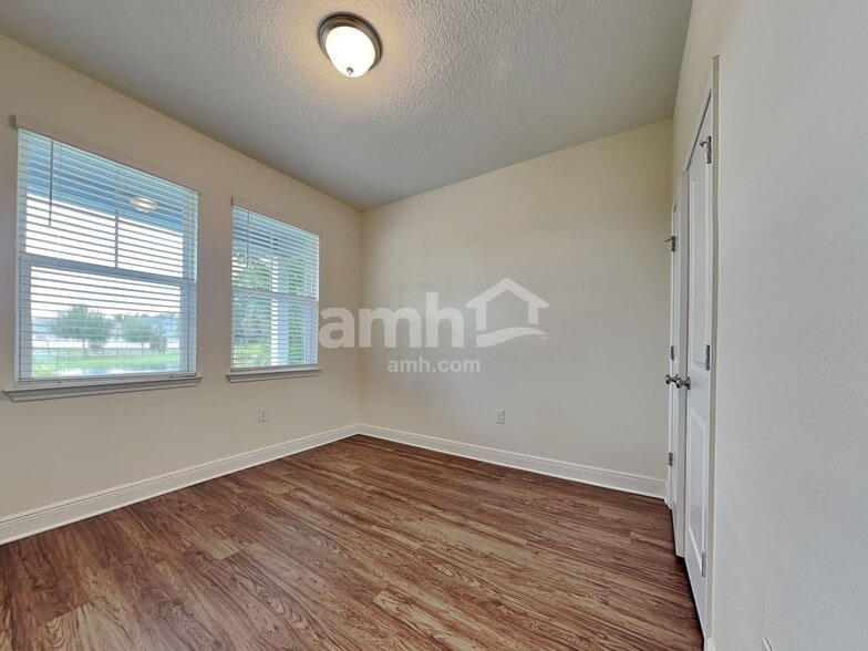 Building Photo - 7914 Stumble Journey Ln