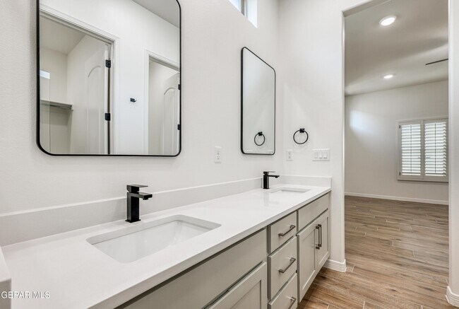 Building Photo - 3821 Aspire Pl