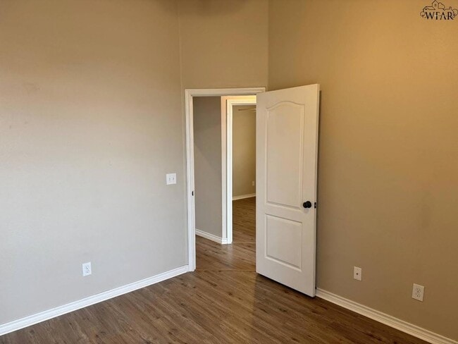 Building Photo - 5037 Cy Young Dr