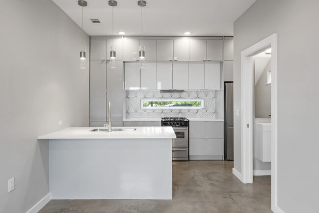 Building Photo - 2108 Tillery St