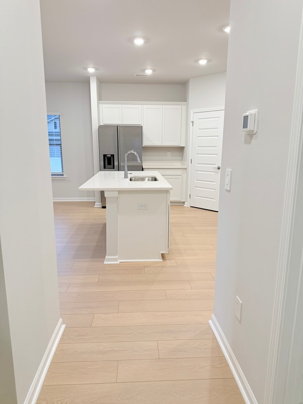 Building Photo - 130 Willow Rose Ln