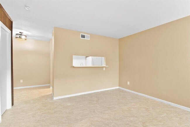 Building Photo - 9550 Deering Dr