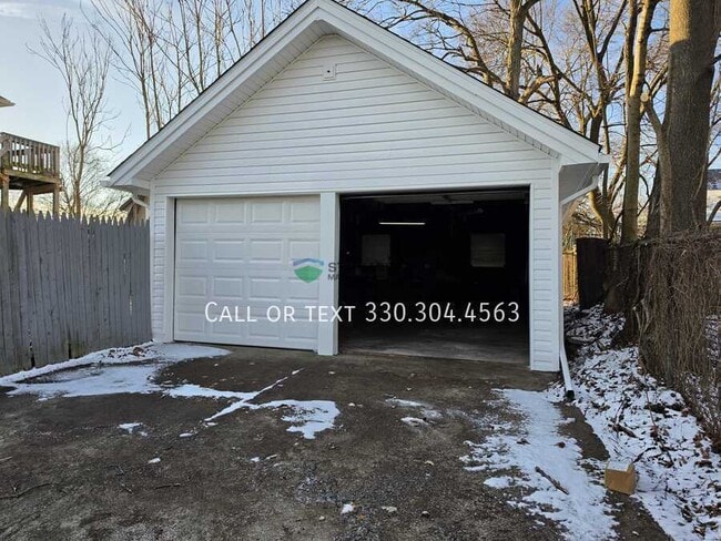 Building Photo - 1014 Berwin St