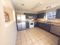 Building Photo - 2109 Bellmeade Cir