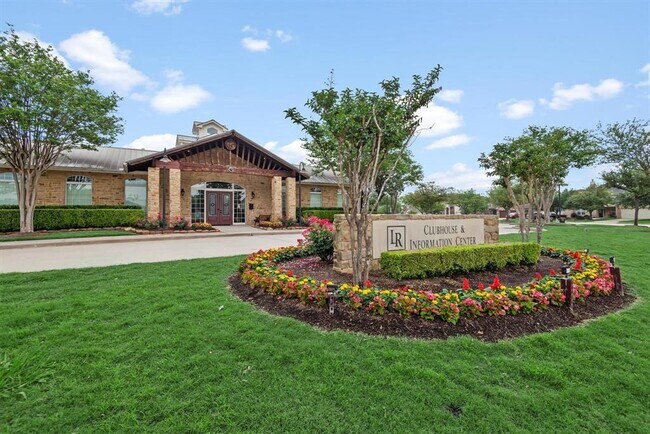 Building Photo - 3625 Standing Rock Dr