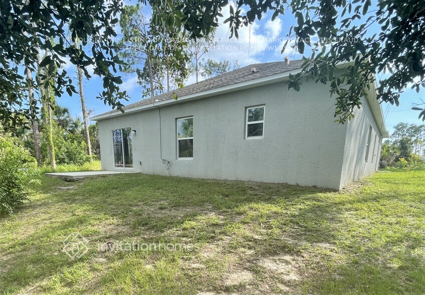 Building Photo - 2090 Sadnet Ln
