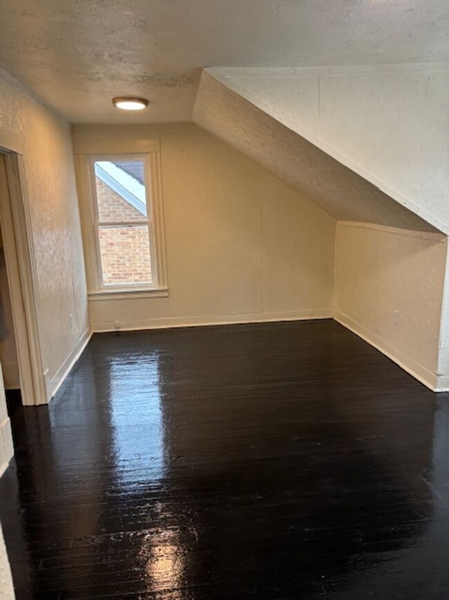 Building Photo - 1468 Hoyt St