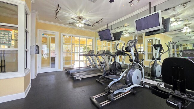 Building Photo - FOR RENT, 2 bedroom 2.5 bathroom townhouse