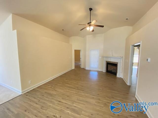 Building Photo - 109 Oak Shade Dr