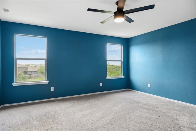 Building Photo - 925 Yellow Ribbon Trl