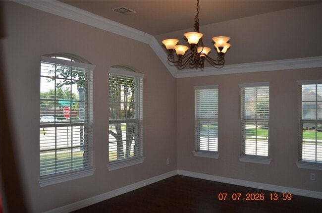 Building Photo - 9638 Castlerock Tr