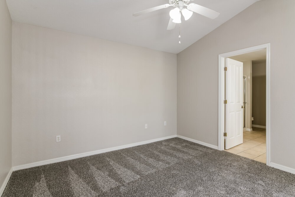 Building Photo - 17305 Woodcrest Way