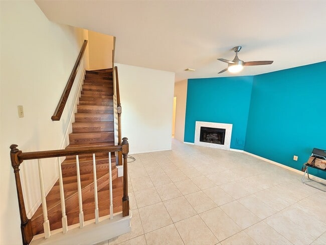 Building Photo - 2930 Grants Lake Blvd