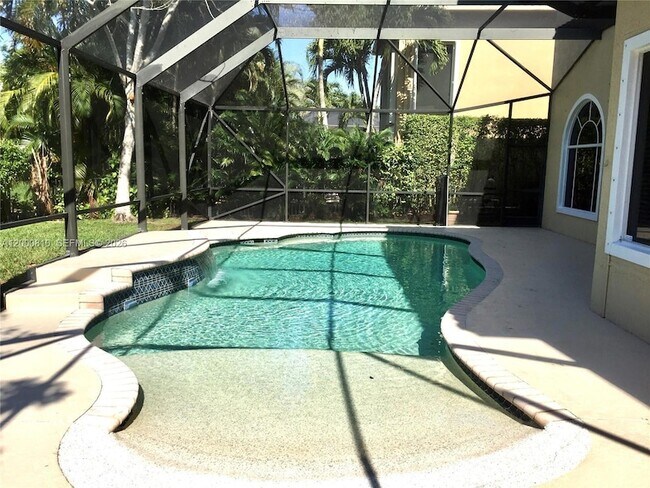 Building Photo - 7477 NW 114th Terrace