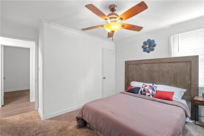 Building Photo - 1738 Duke Rd