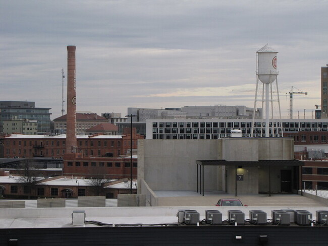 Building Photo - 600-23 S Duke Street, Durham NC 27701