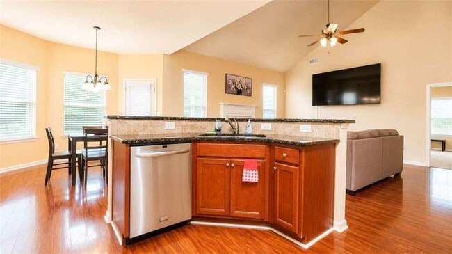 Building Photo - 1186 Diamond Crossing