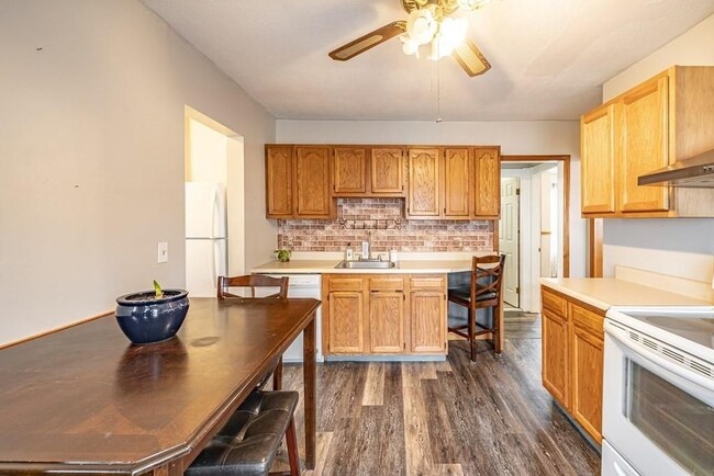 Kitchen - 80 Shawmut St