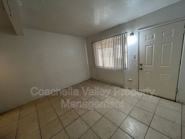 Building Photo - 13336 Ave Hermosa