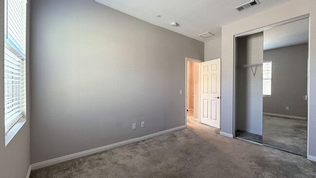 Building Photo - 11074 Avalon Way