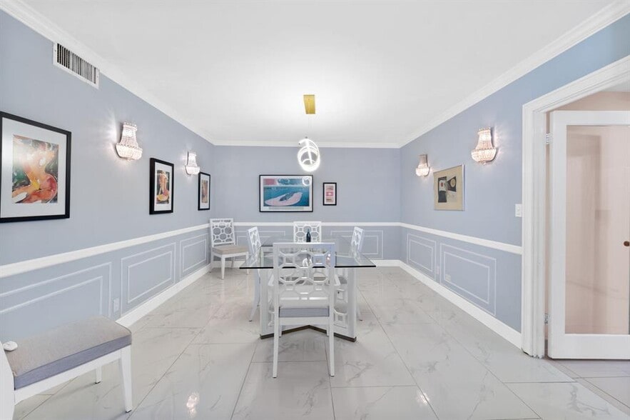 Building Photo - 111 N Pompano Beach Blvd