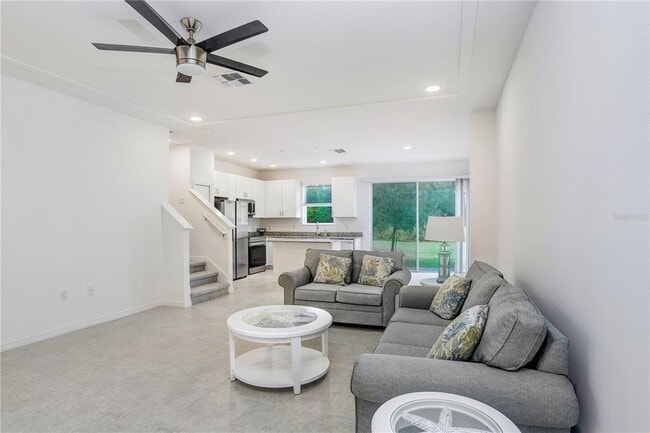 Building Photo - 34155 Cinder Wy