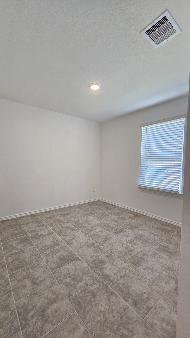 Building Photo - 1106 Appaloosa Ln