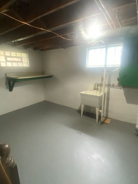 Unfinished Private Basement - 1102 Acorn Dr