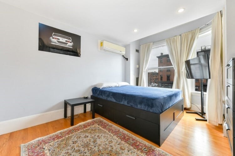 Bed room 1 - 492 Massachusetts Ave