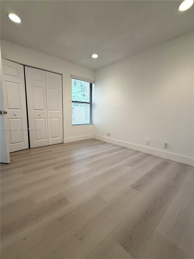 Building Photo - 2159 Baton Rouge