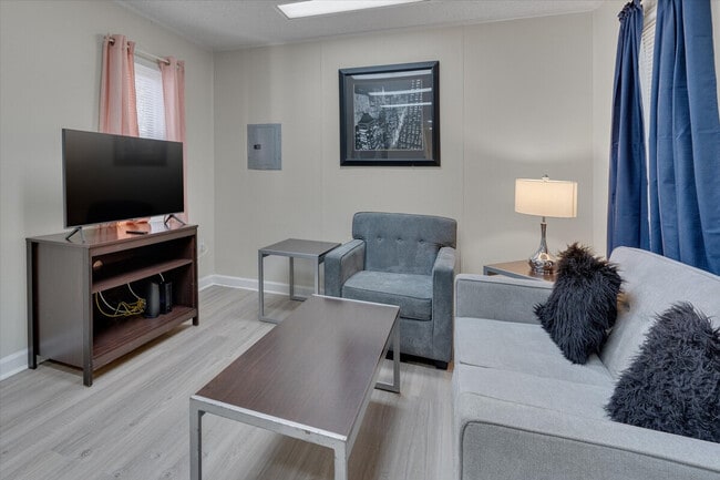 Building Photo - 4217 Neal Rd