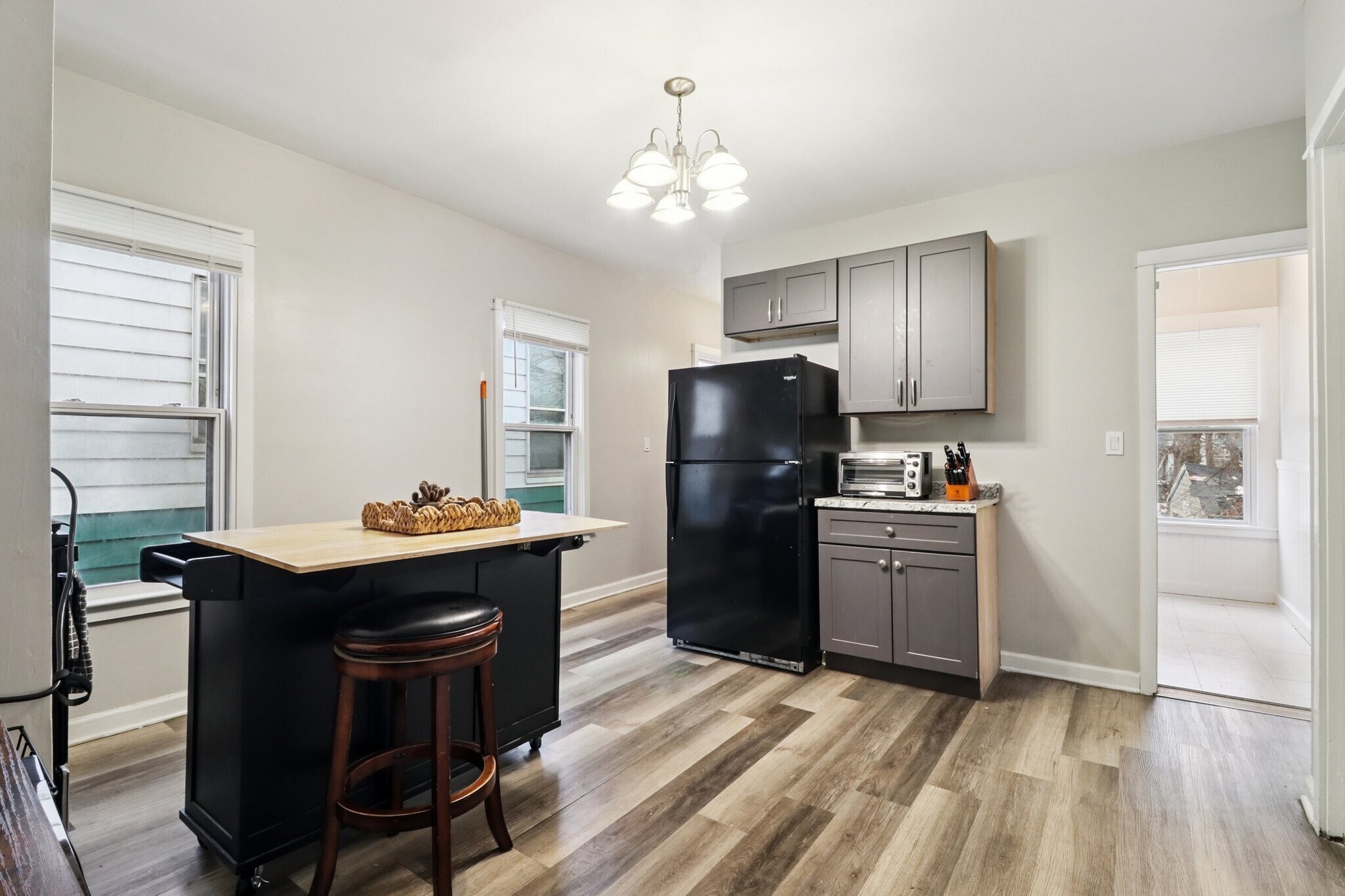 Kitchen island - 136 Shelton Ave