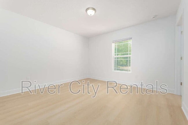 Building Photo - 5403 Laredo St