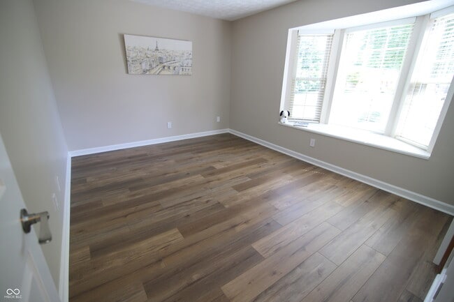 Building Photo - 730 High Dr