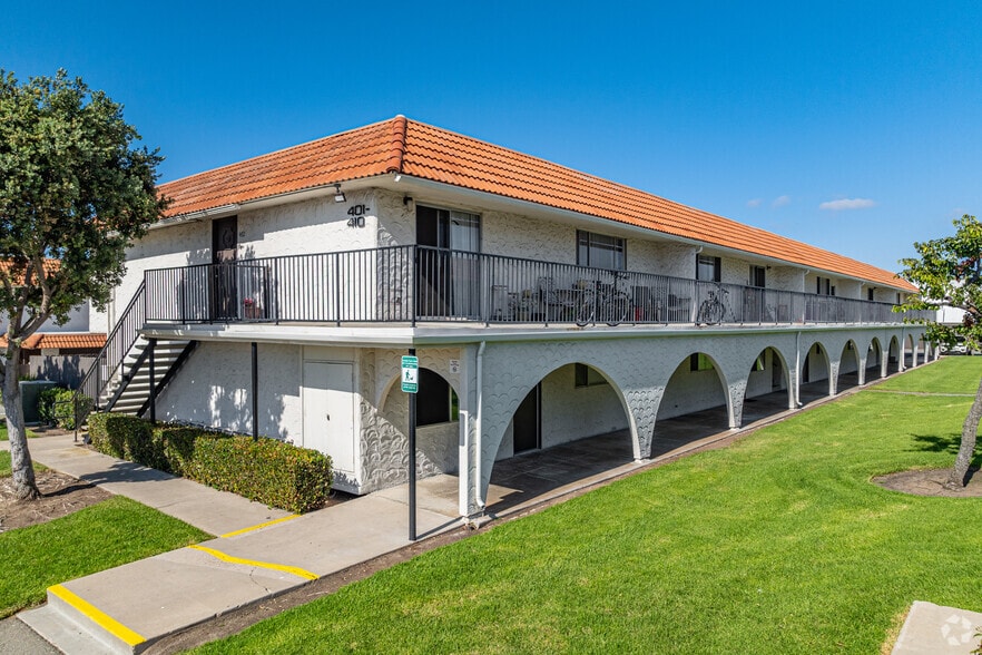 Apartment Homes - Villa Seville