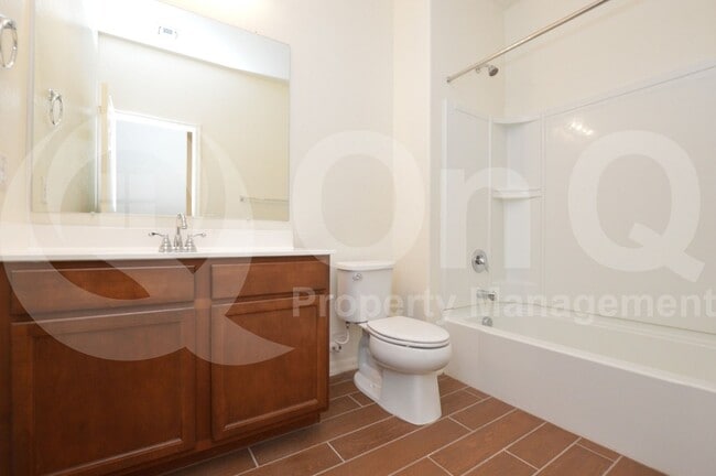 Building Photo - 3115 Medallion Ct